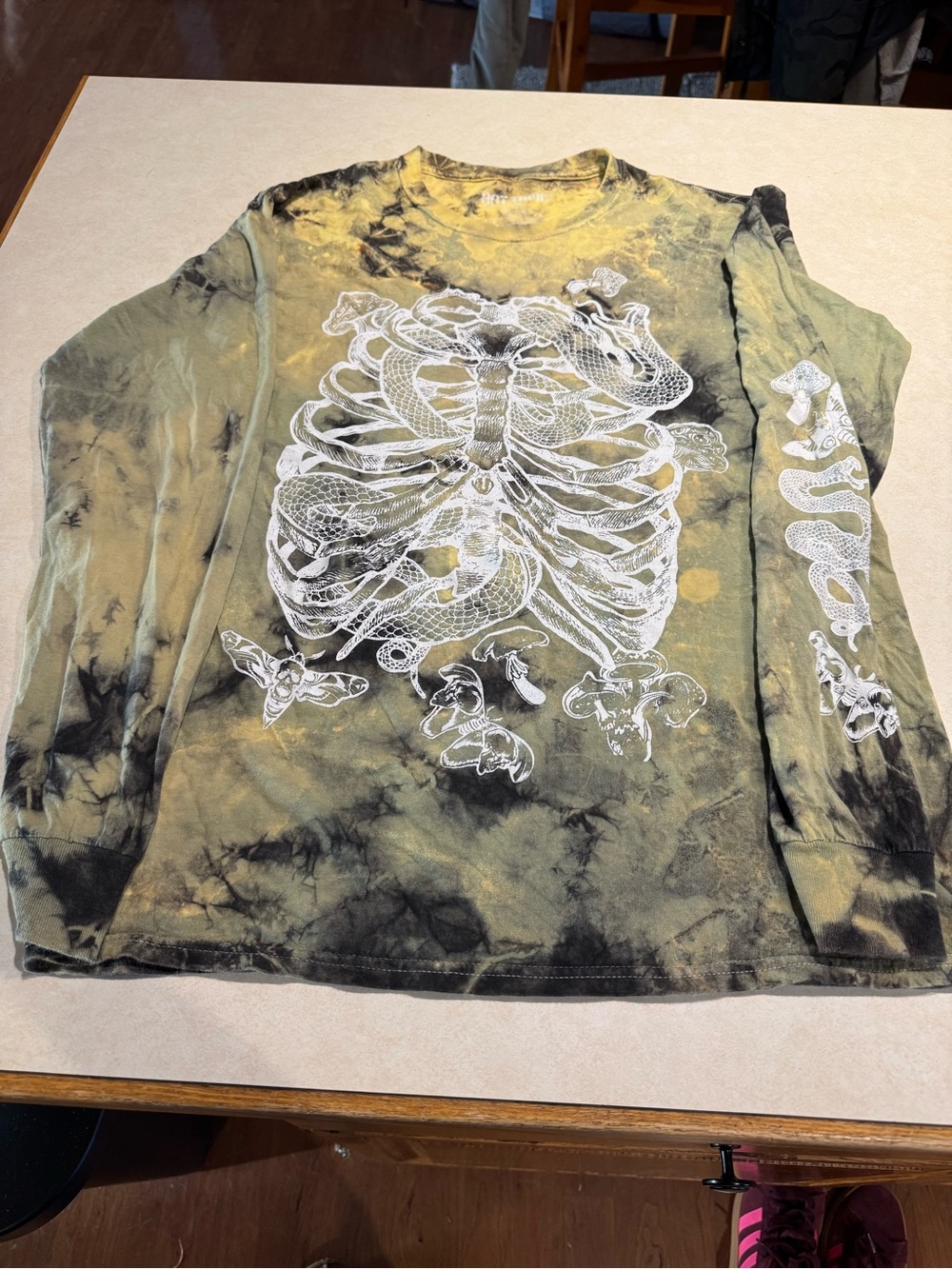 Hot Topic Green and Yellow Tie-Dye Long Sleeve Rib Cage & Snake Graphic Tee